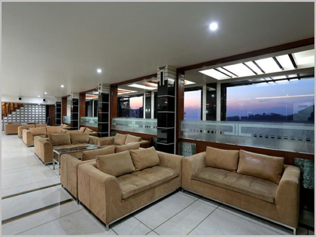 Hotel Subash International Katra  Ngoại thất bức ảnh