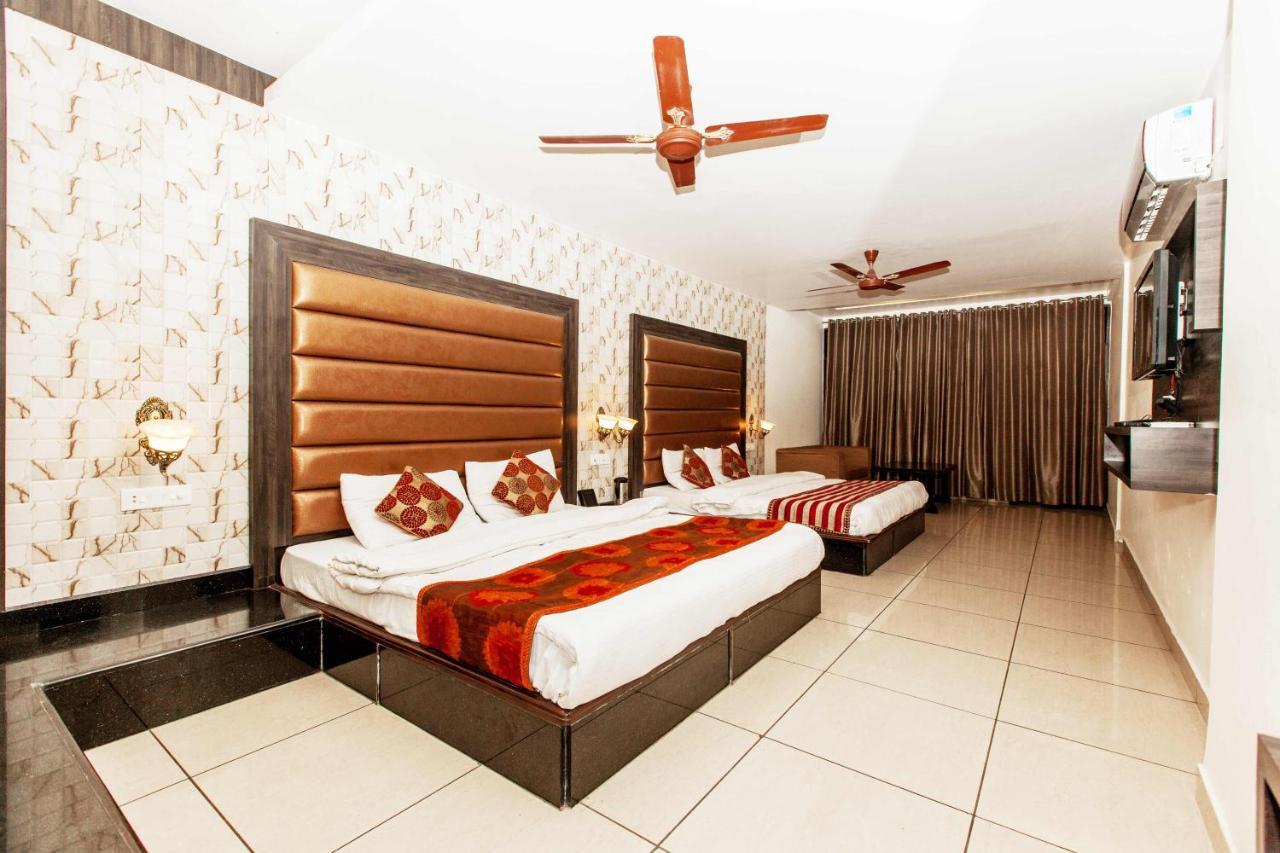 Hotel Subash International Katra  Ngoại thất bức ảnh
