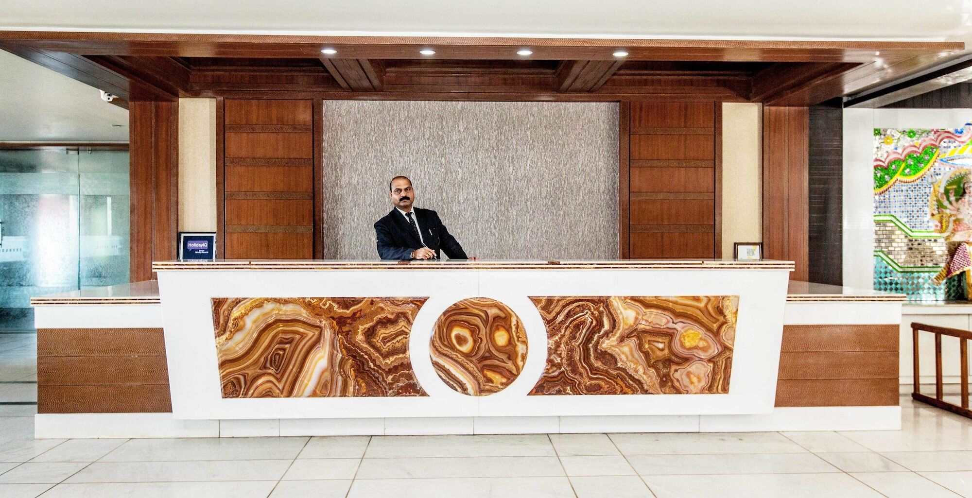 Hotel Subash International Katra  Ngoại thất bức ảnh