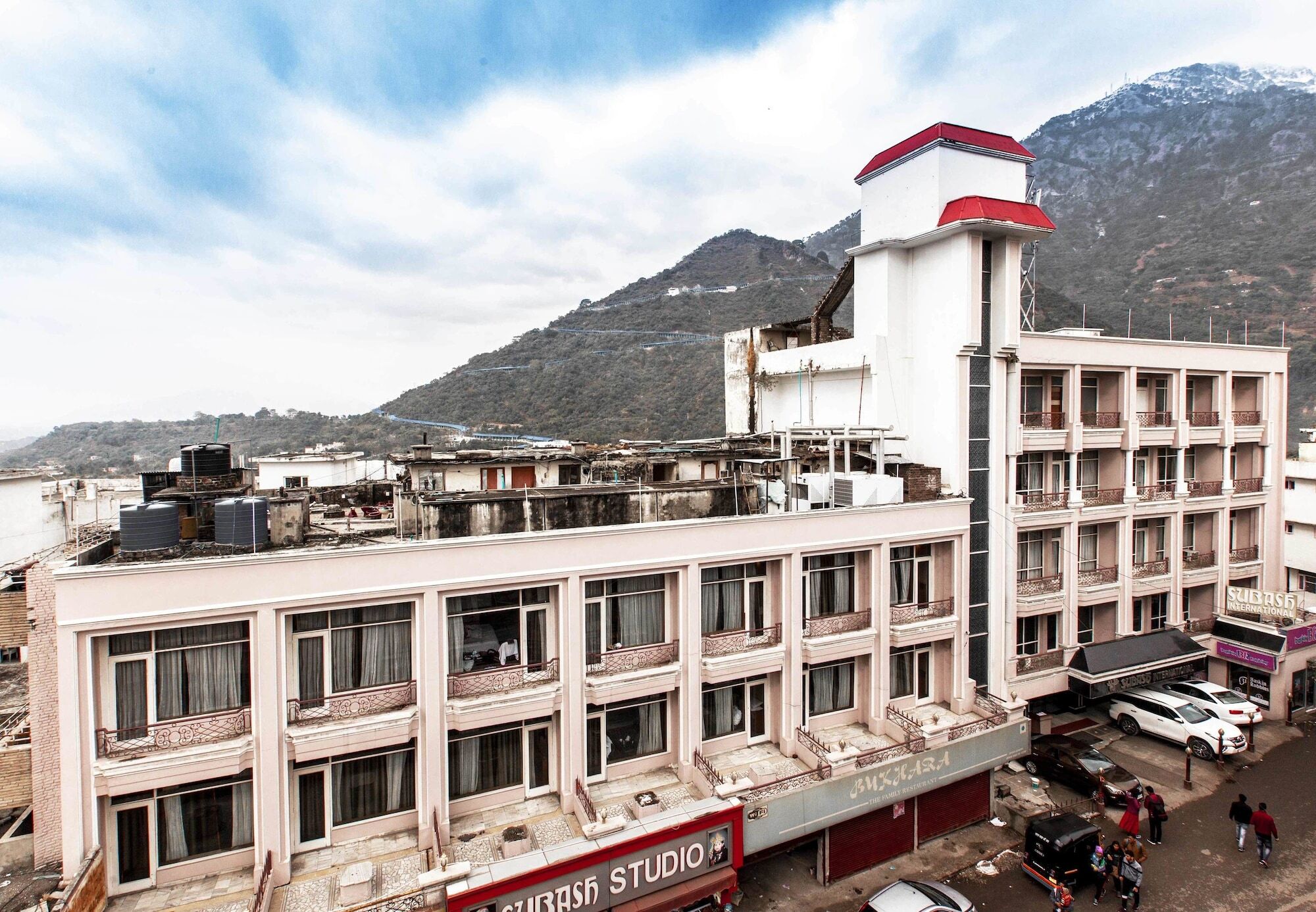 Hotel Subash International Katra  Ngoại thất bức ảnh